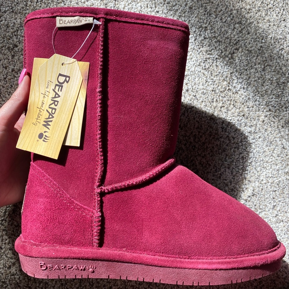 Bordeaux Bearpaw Emma Short Winter boot